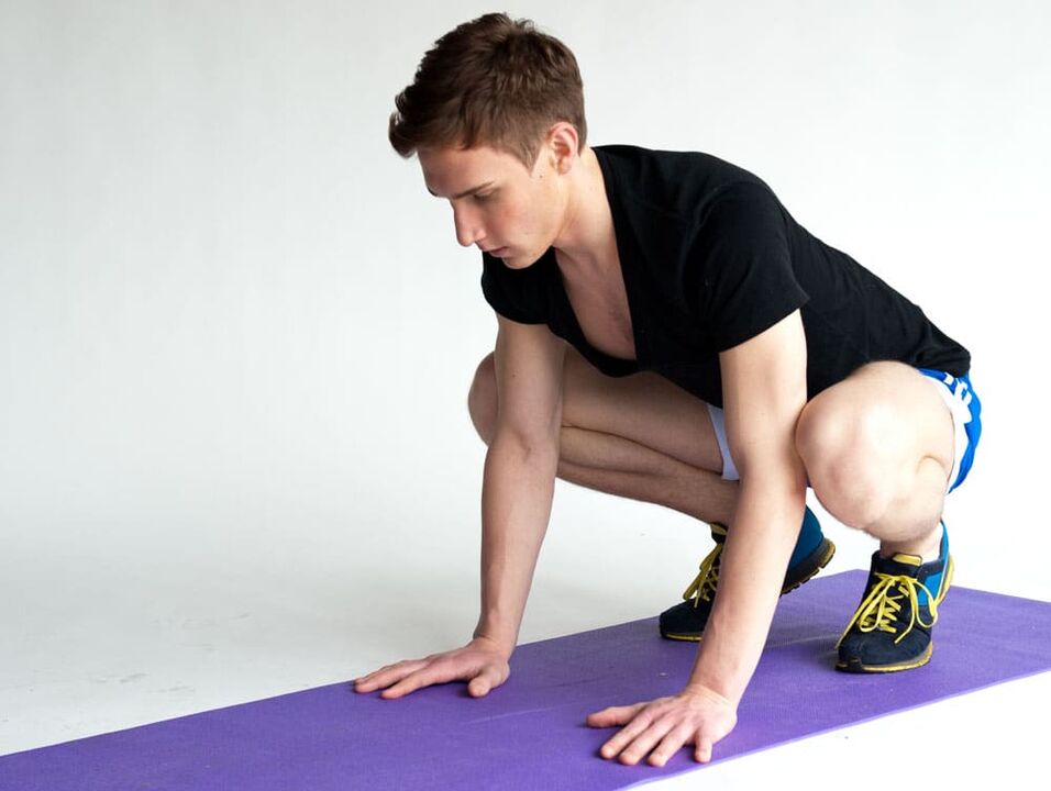 Frog Exercise to train the muscles of the male pelvic area